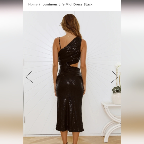 Hello molly LUMINOUS LIFE MIDI DRESS BLACK - Picture 2 of 8